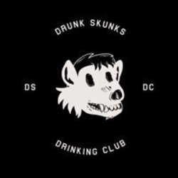 drunk-skunks-drinking-club-token-logo
